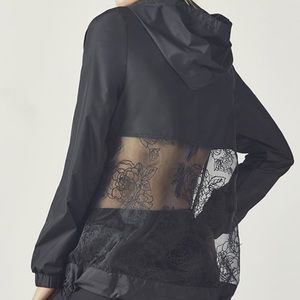 FABLETICS Becca Half ZIp NWT